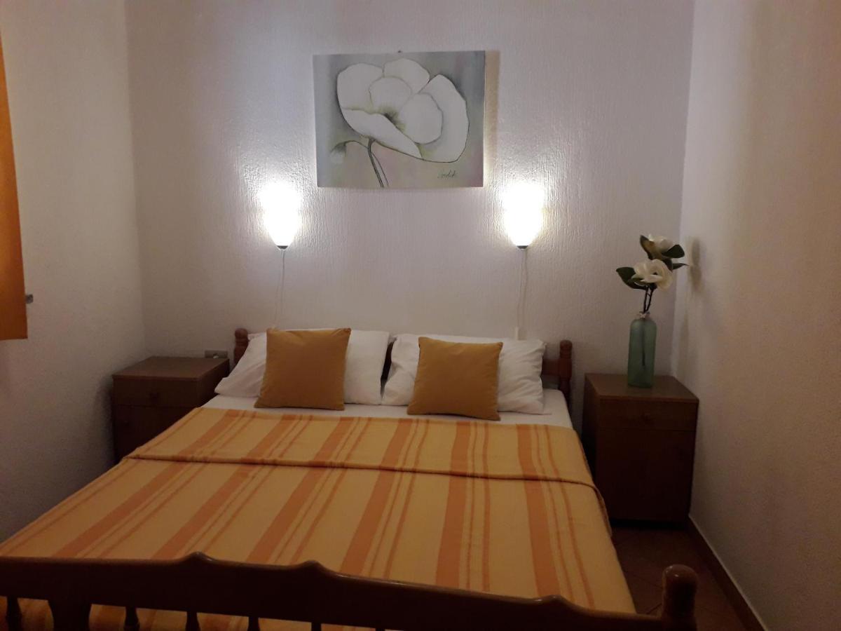 Delfin Apartments Sveti Juraj Ngoại thất bức ảnh