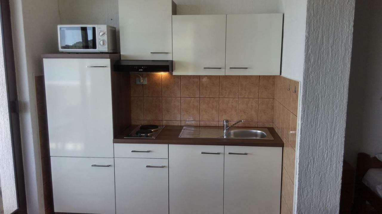 Delfin Apartments Sveti Juraj Ngoại thất bức ảnh